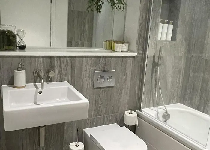 Apartament Harbourside Hideaway - Superb Flat With Terrace Bristol