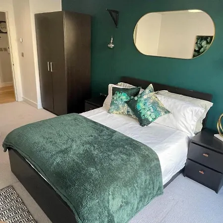 Harbourside Hideaway - Superb Flat With Terrace Lejlighed