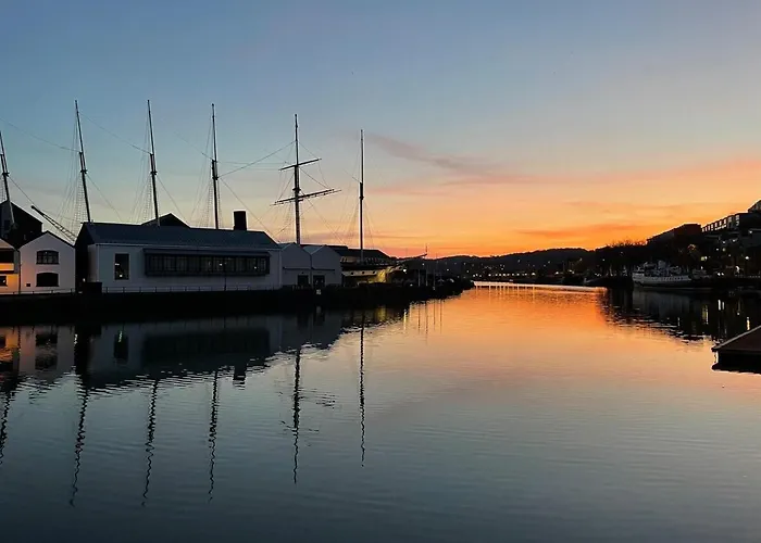 Harbourside Hideaway - Superb Flat With Terrace *