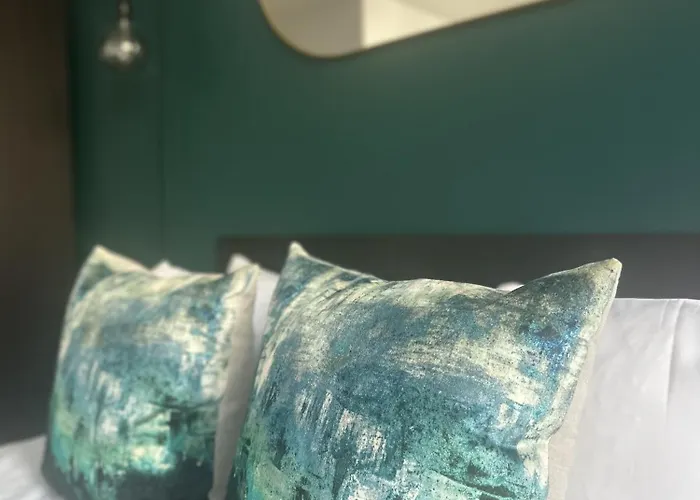 Harbourside Hideaway - Superb Flat With Terrace * 布里斯托